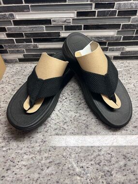 FitFlop Womens Black Woven Surfa Toe-Post Sandals size 8
